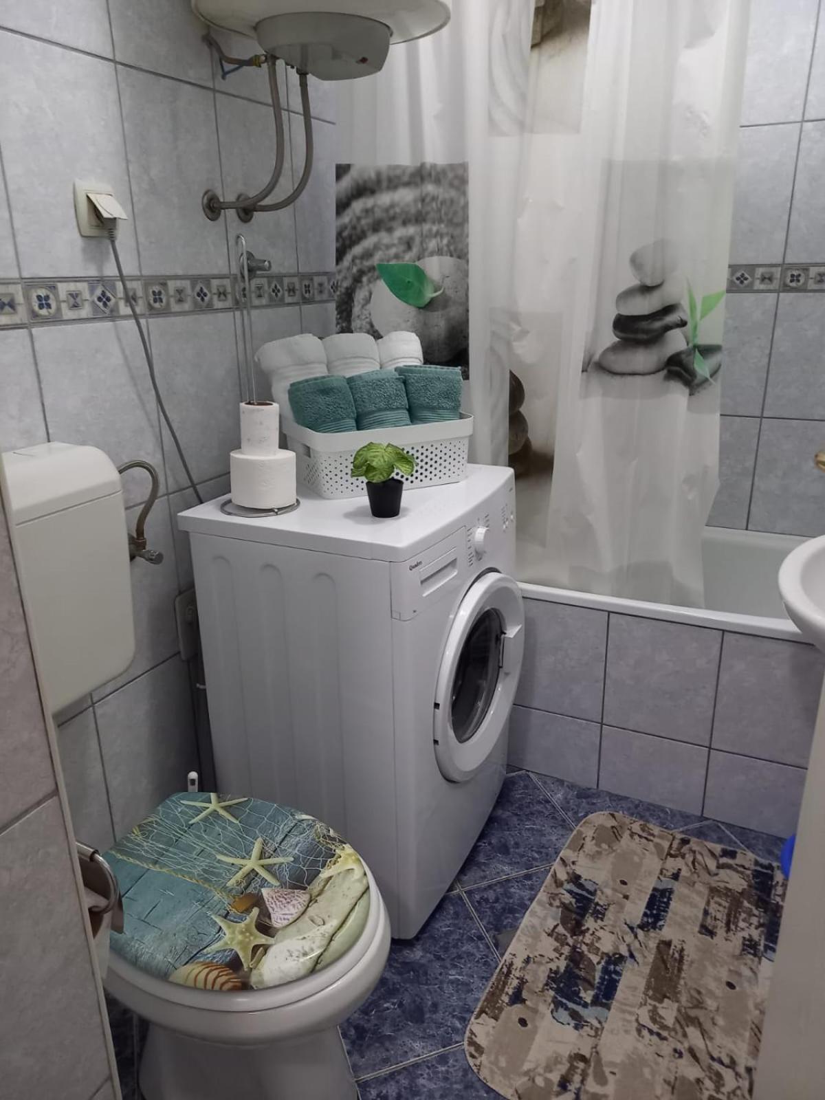 Apartman Central Bijeljina Buitenkant foto